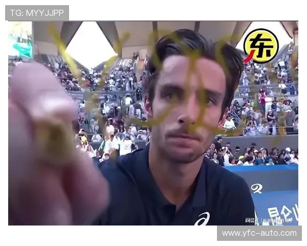 足球明星受伤瞬间被担架抬离赛场的震撼画面引发球迷热议