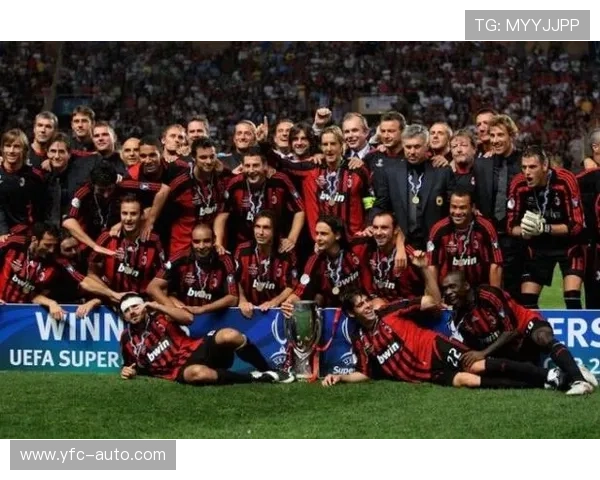 足球明星双胞胎兄弟的传奇旅程与荣耀时刻揭秘